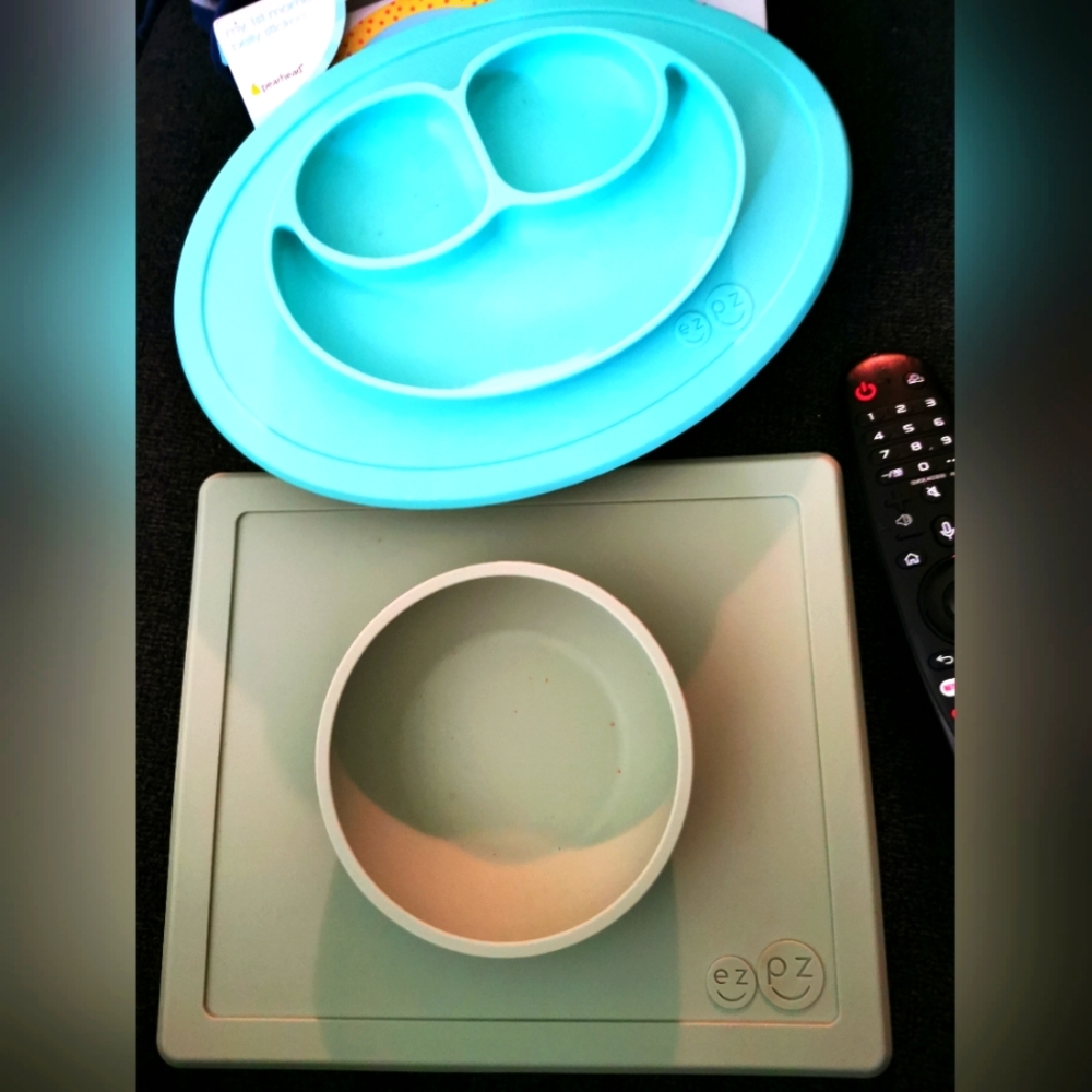 EZPZ Mini Mat and Mini Bowl